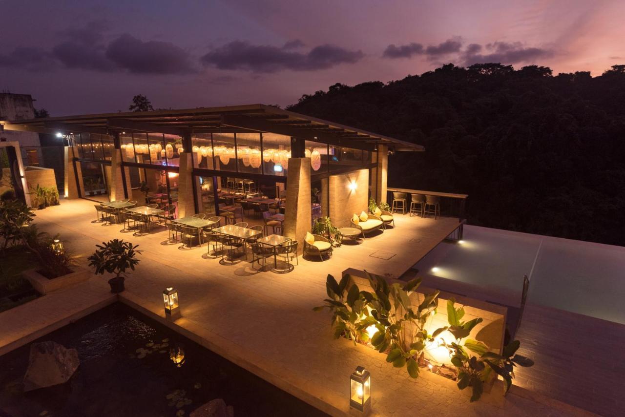 East India House Hotell Gorai Eksteriør bilde